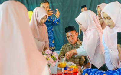 Siswa MAN 2 Labura Tampil Profesional, Praktikum Table Manner Dihadiri Kakan Kemenag Labura
