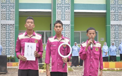 Kreatif, Murid MAN 2 Labura Perkenalkan Peralatan Multimedia melalui Bahasa Arab